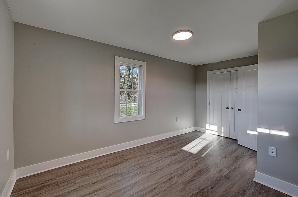 Photo #28: 120 4j Dairy Lane
