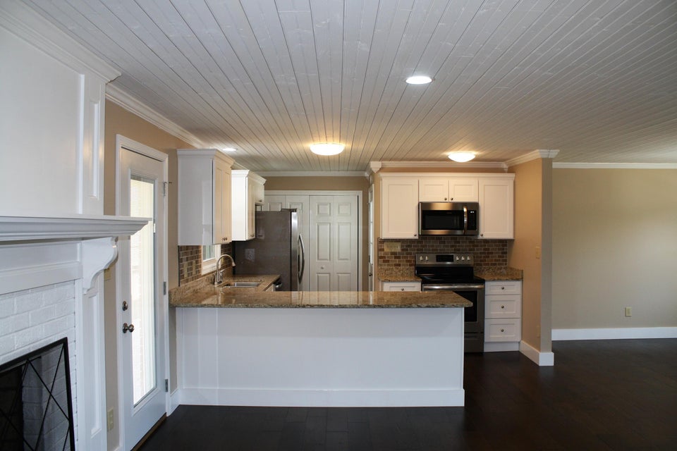 Photo #19: 2916 Newbern Drive