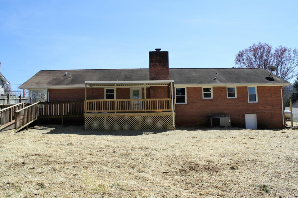Photo #42: 2916 Newbern Drive