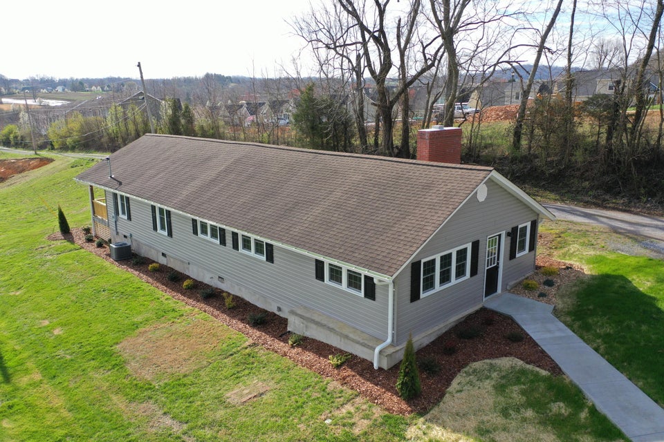 Photo #37: 120 4j Dairy Lane