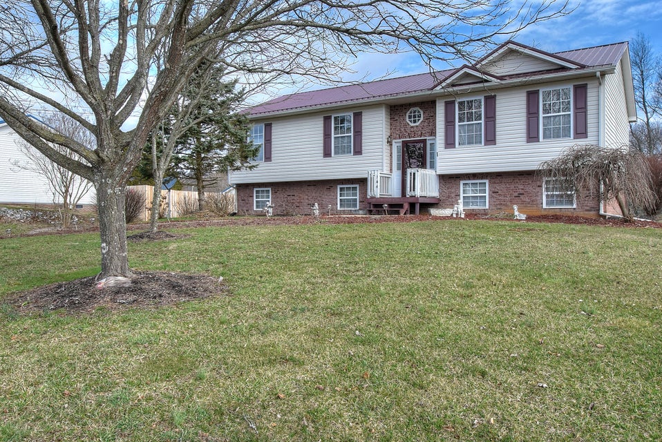 Photo #3: 144 Laurel View Road