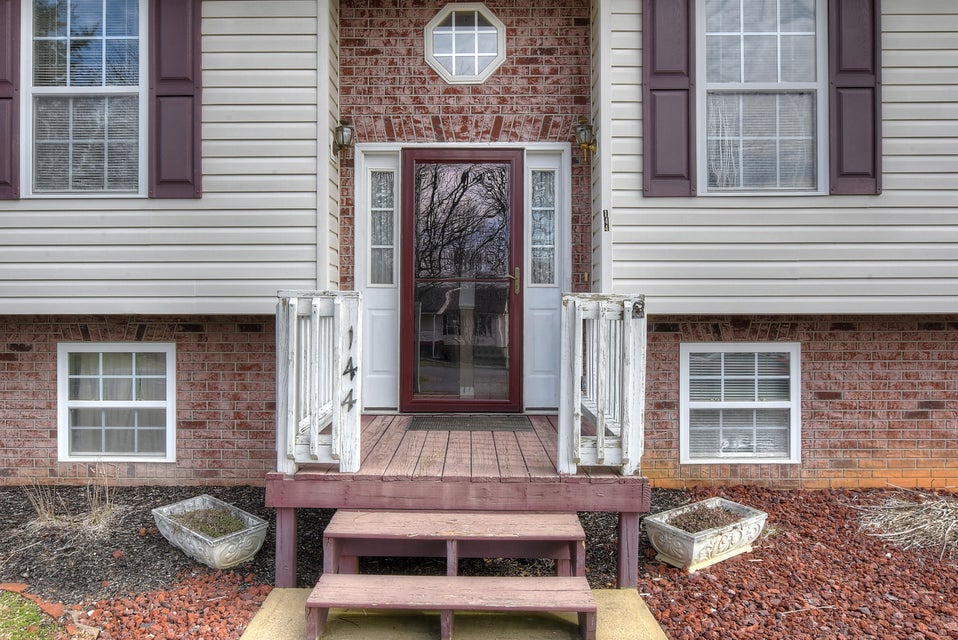 Photo #7: 144 Laurel View Road