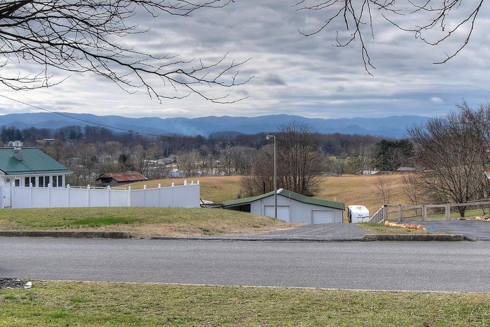 Photo #8: 144 Laurel View Road