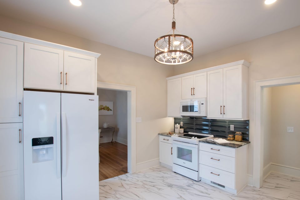 Photo #11: 1414 Anderson Street