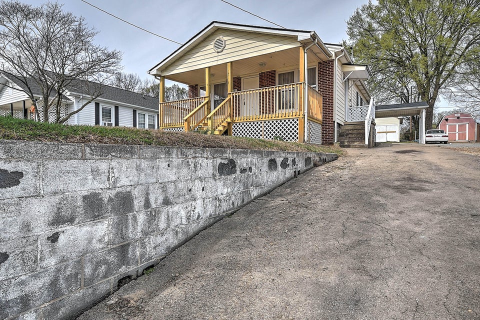 Photo #37: 1121 Myrtle Street