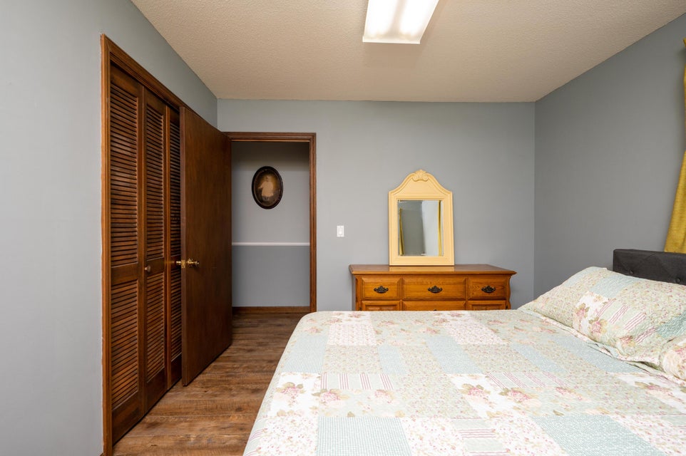 Photo #26: 1202 Bairvette Avenue