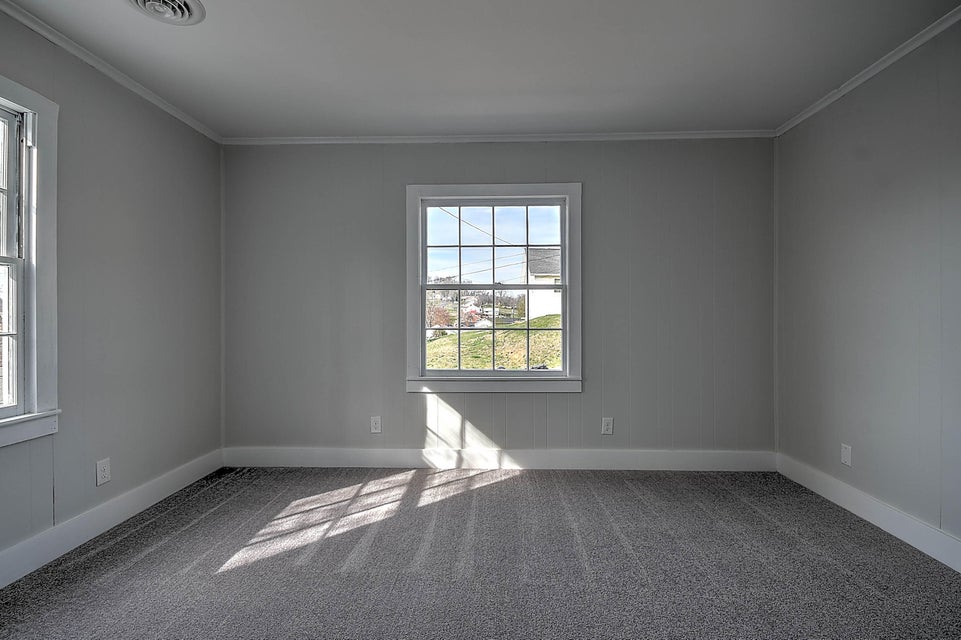 Photo #17: 180 Virginia Street