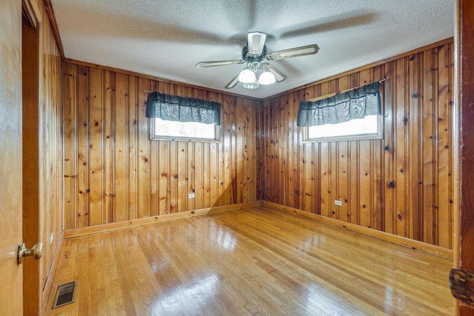 Photo #22: 2025 Oakland Dr Street