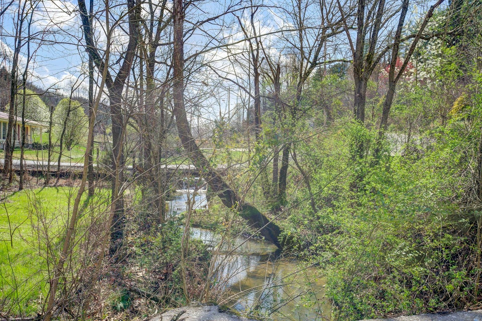 Photo #2: 1617 Rock Springs Road