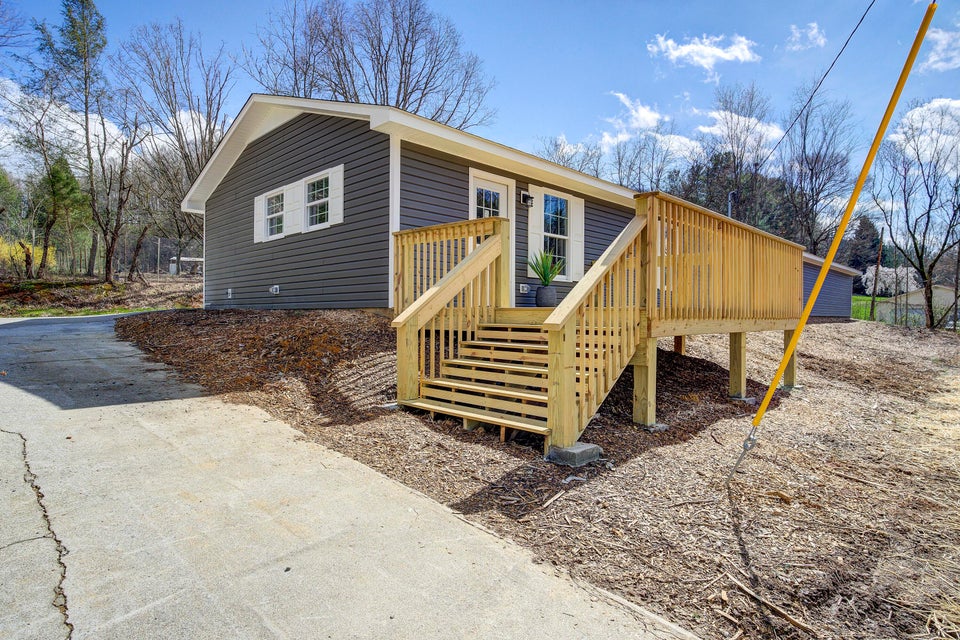 Photo #11: 1617 Rock Springs Road