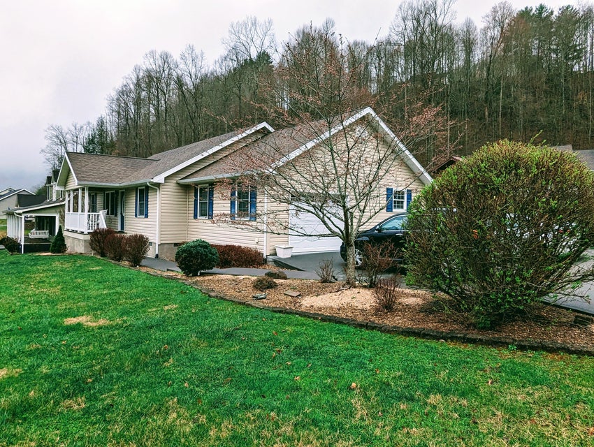 Photo #5: 2389 Mountain Laurel Road