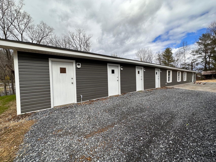 Photo #42: 1617 Rock Springs Road