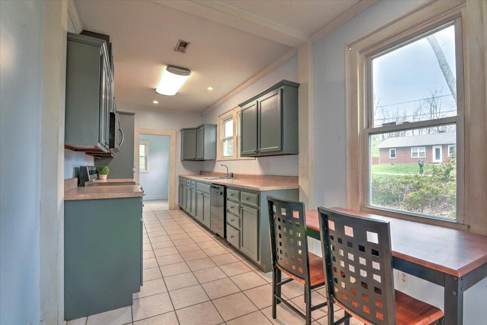 Photo #18: 3801 Summit Drive