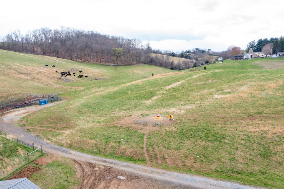 Photo #37: 720 Lowell Jones Road