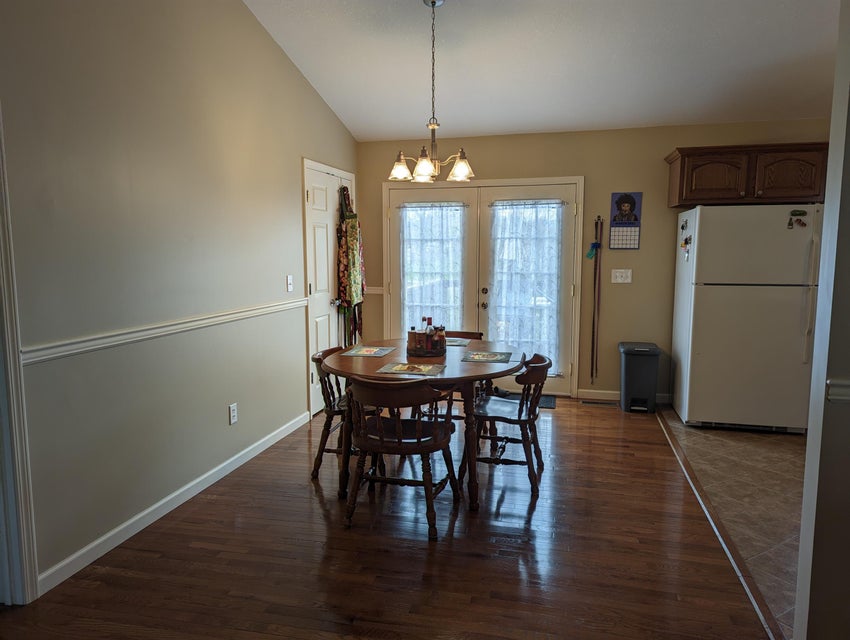 Photo #15: 104 Savanna Court
