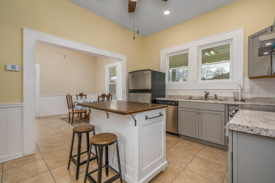 Photo #7: 602 Piercetown Road