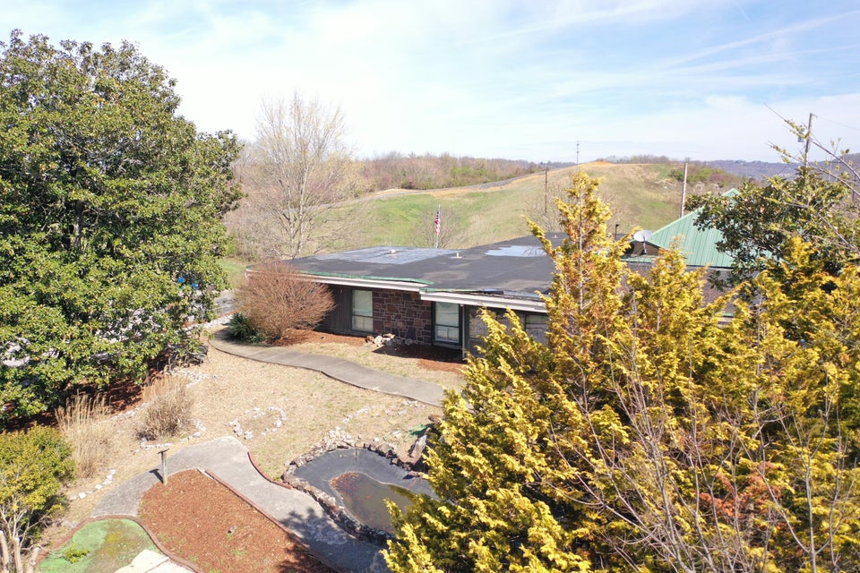 Photo #5: 183 Hemlock Road