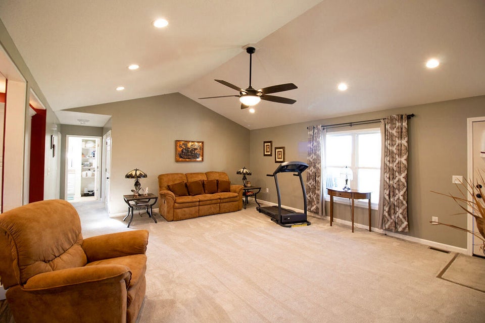 Photo #8: 91 St Wilhoit Drive Drive