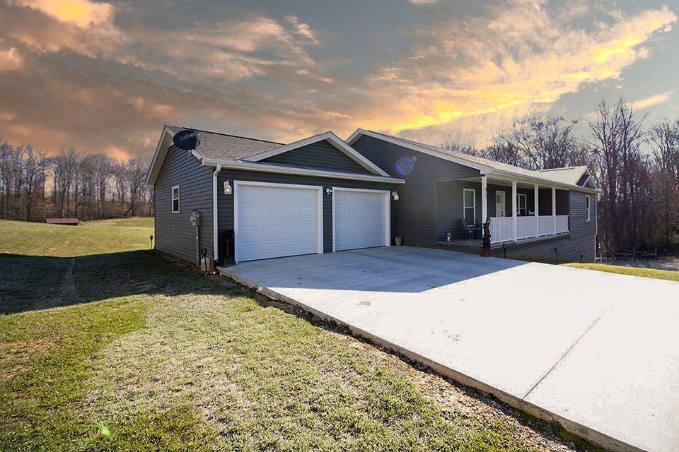 Photo #3: 91 St Wilhoit Drive Drive