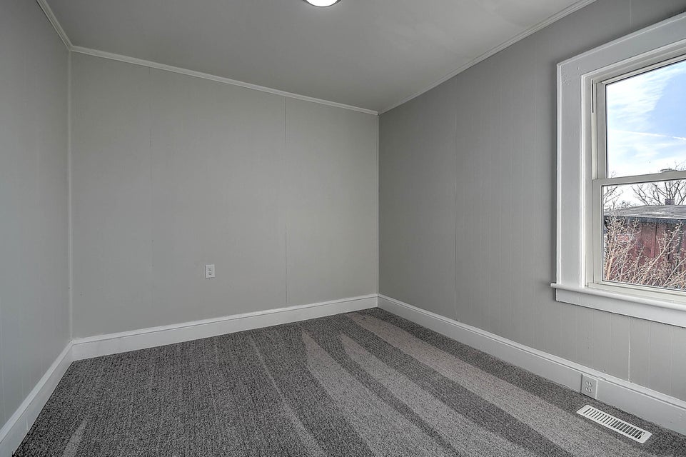 Photo #17: 719 Vernon Street