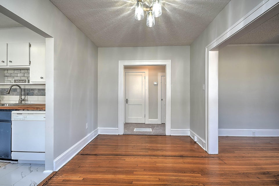 Photo #15: 719 Vernon Street