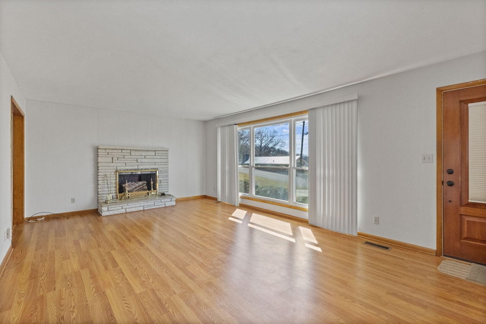 Photo #3: 149 Raintree Drive