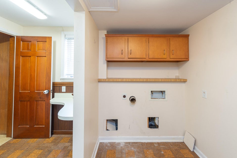 Photo #37: 4316 Briarwood Road