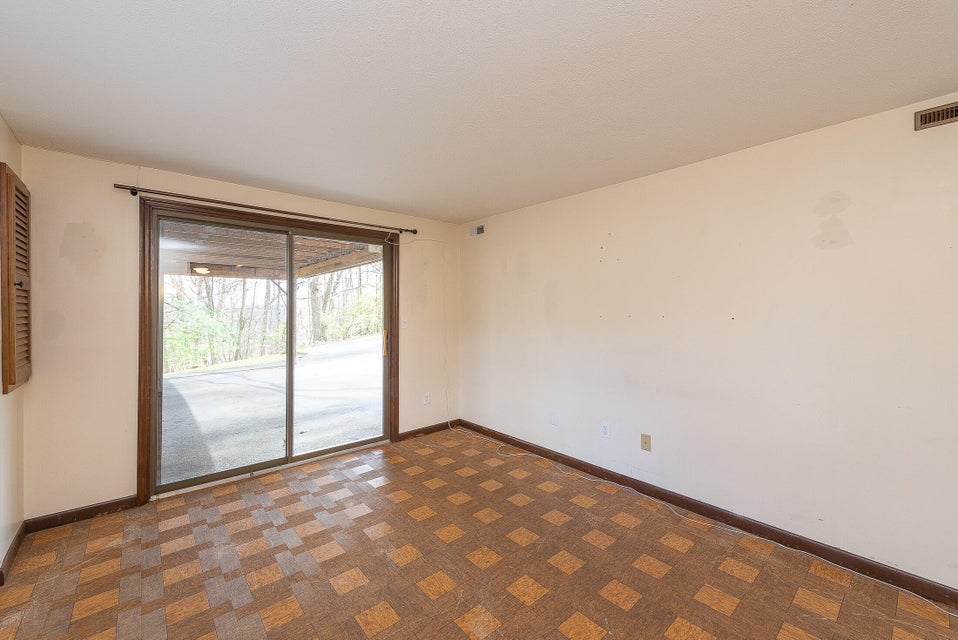 Photo #39: 4316 Briarwood Road