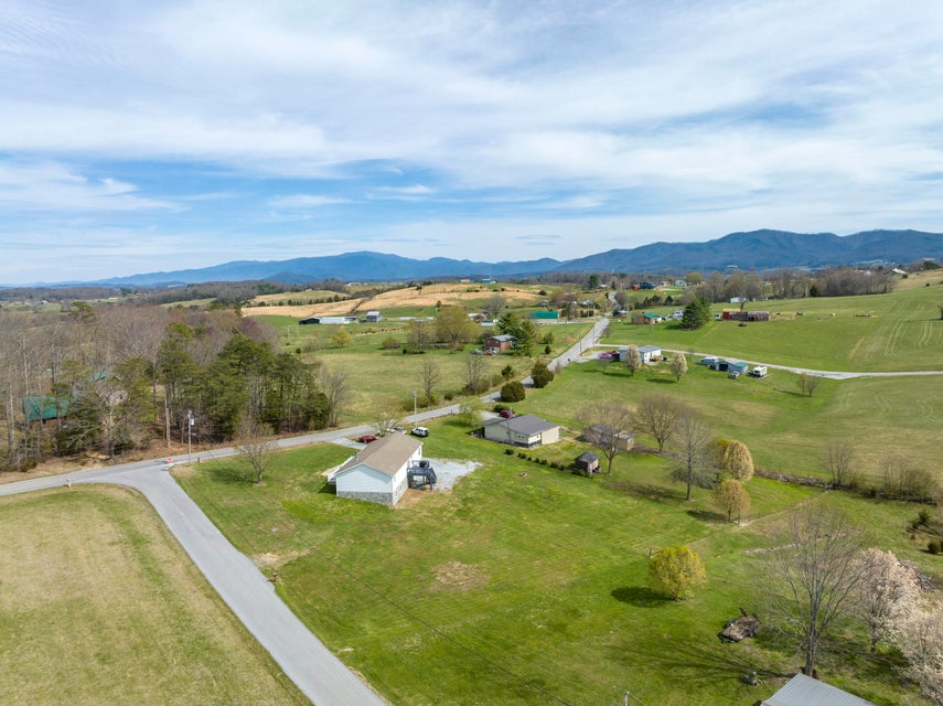 Photo #8: 21 Pilot Knob Road