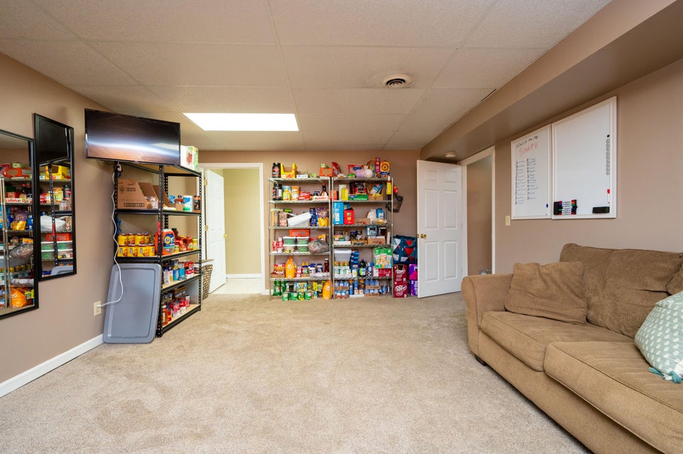 Photo #26: 3820 Alderwood Drive