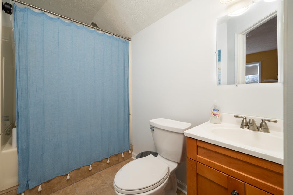 Photo #28: 3820 Alderwood Drive