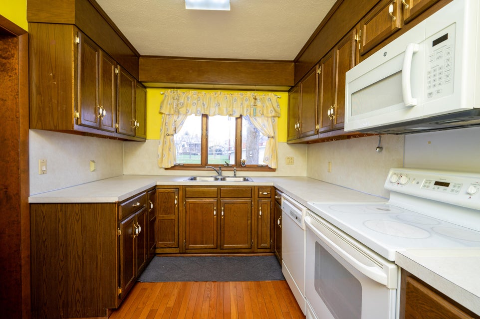Photo #27: 1768 Jefferson Avenue