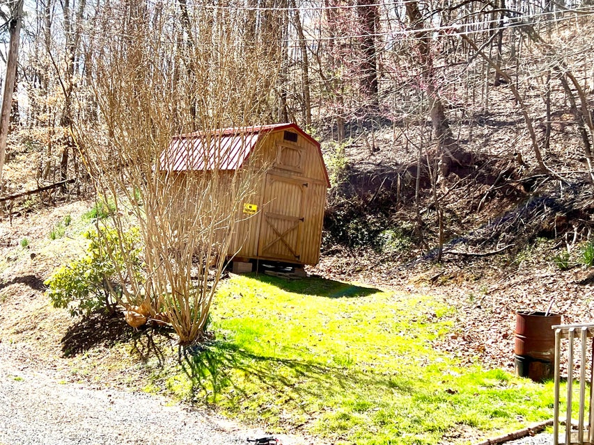Photo #3: 289 Holston Mountain Road