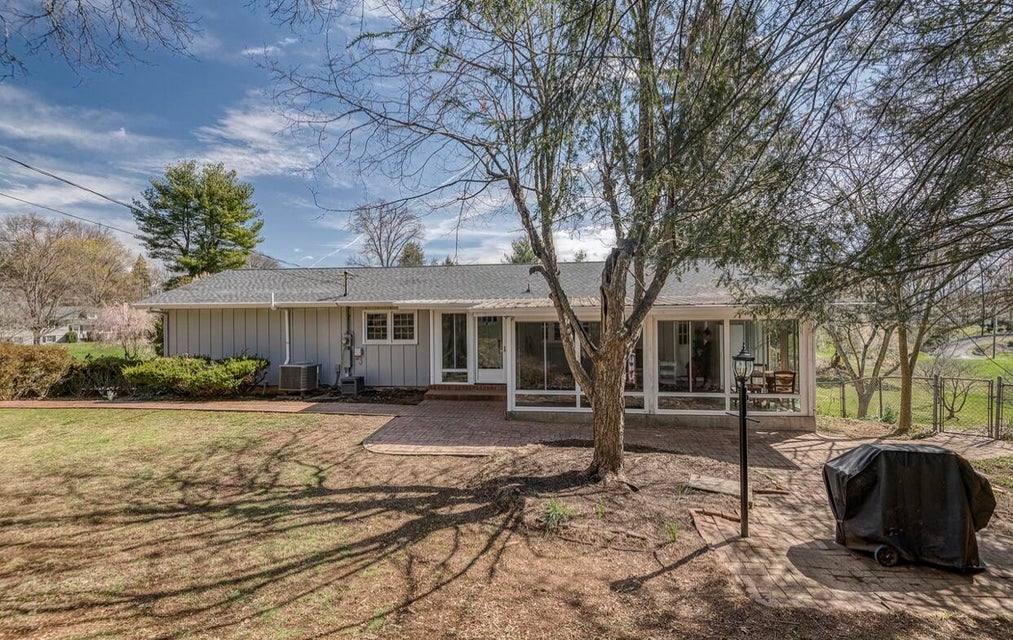 Photo #11: 1750 Holston Drive