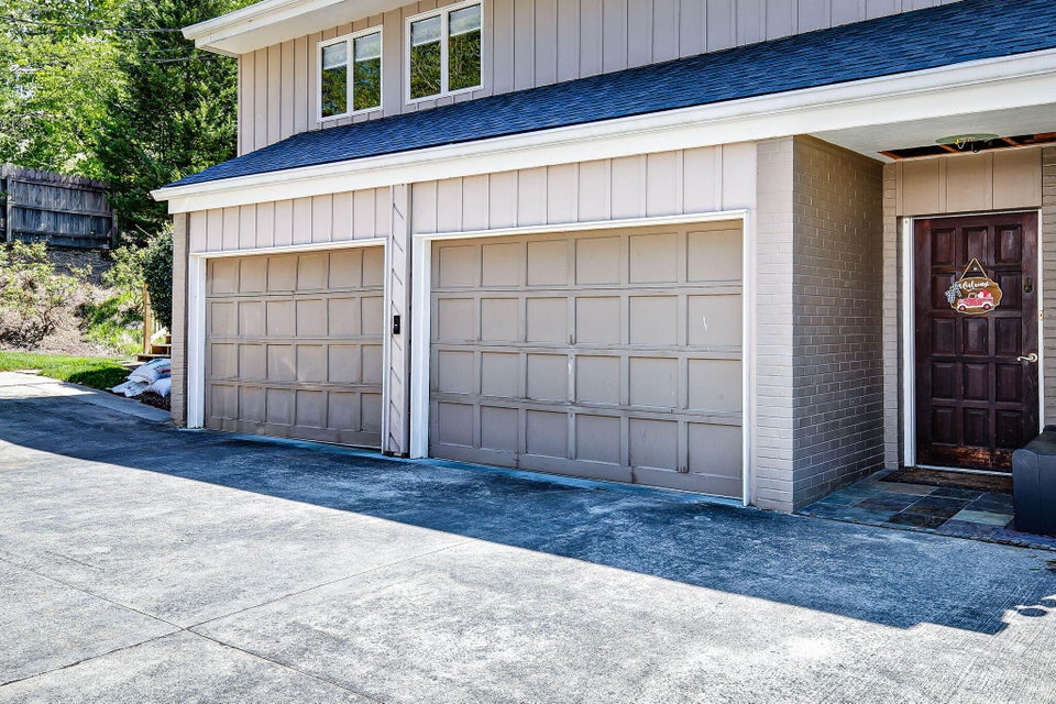 Photo #44: 1504 Dobyns Drive