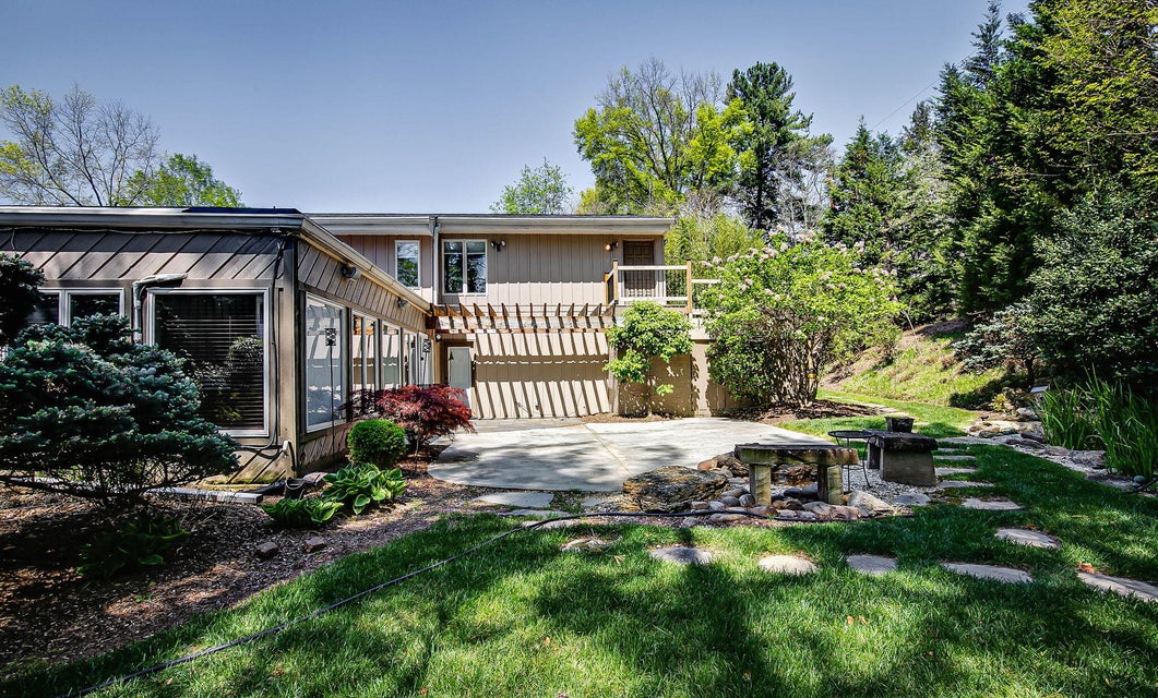 Photo #47: 1504 Dobyns Drive