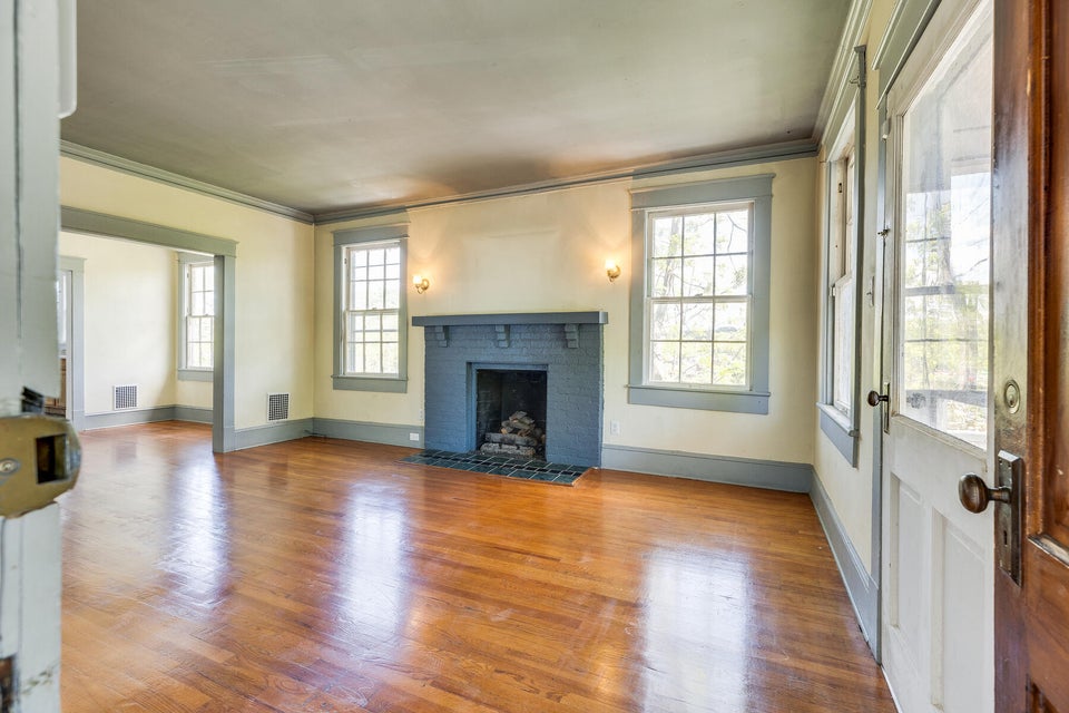 Photo #4: 102 Mckee Street