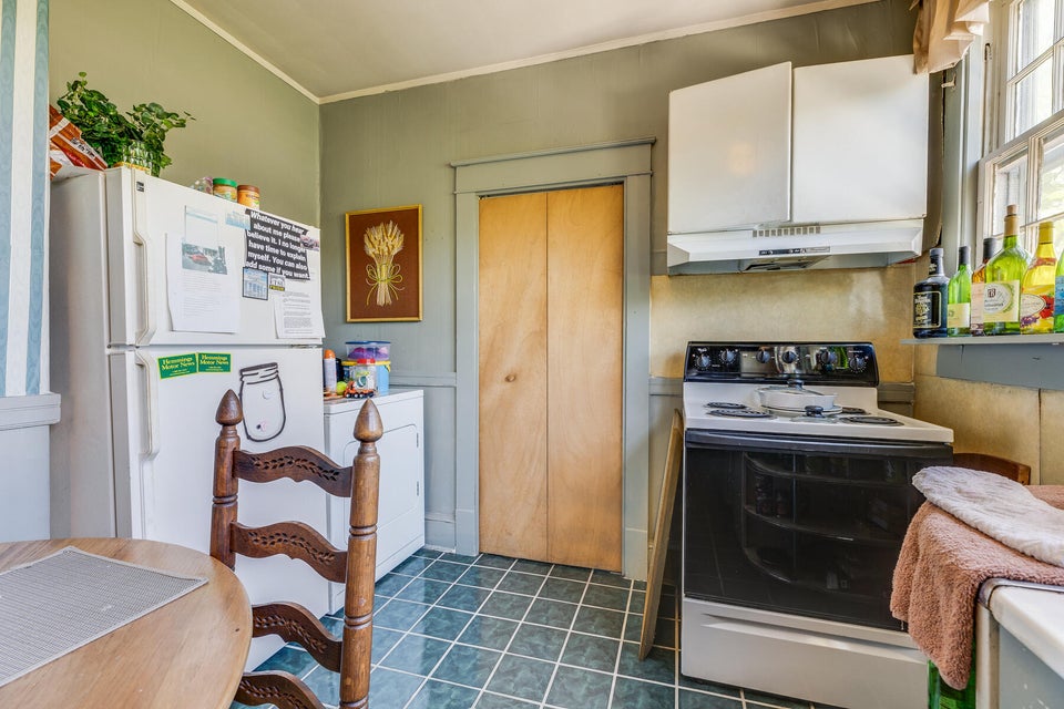 Photo #29: 102 Mckee Street