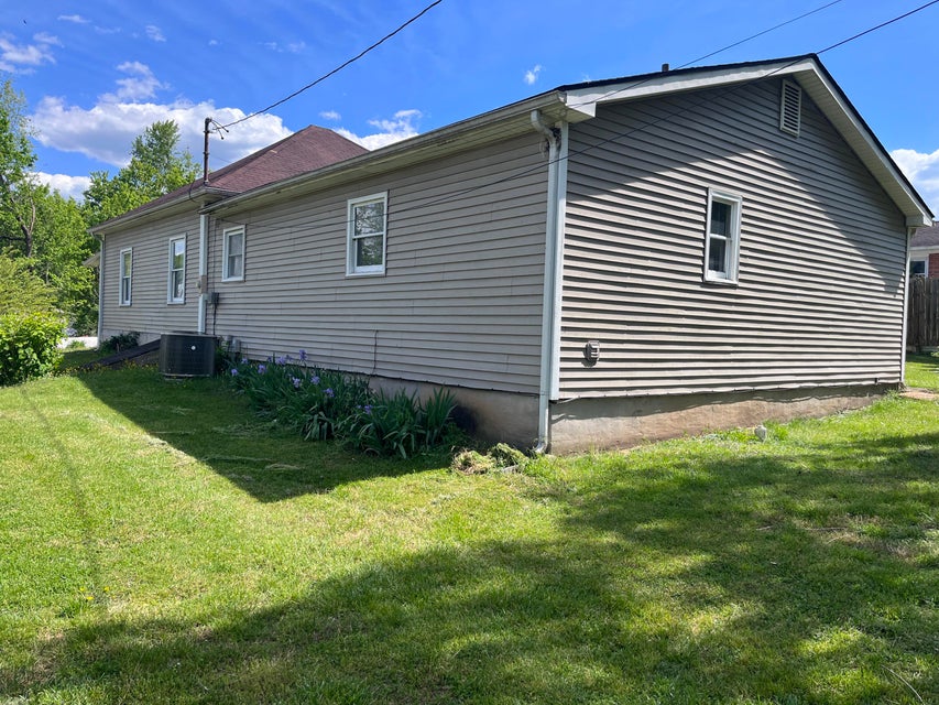 Photo #6: 1907 Millard Street