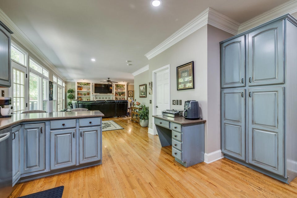 Photo #16: 221 Rosehaven Court
