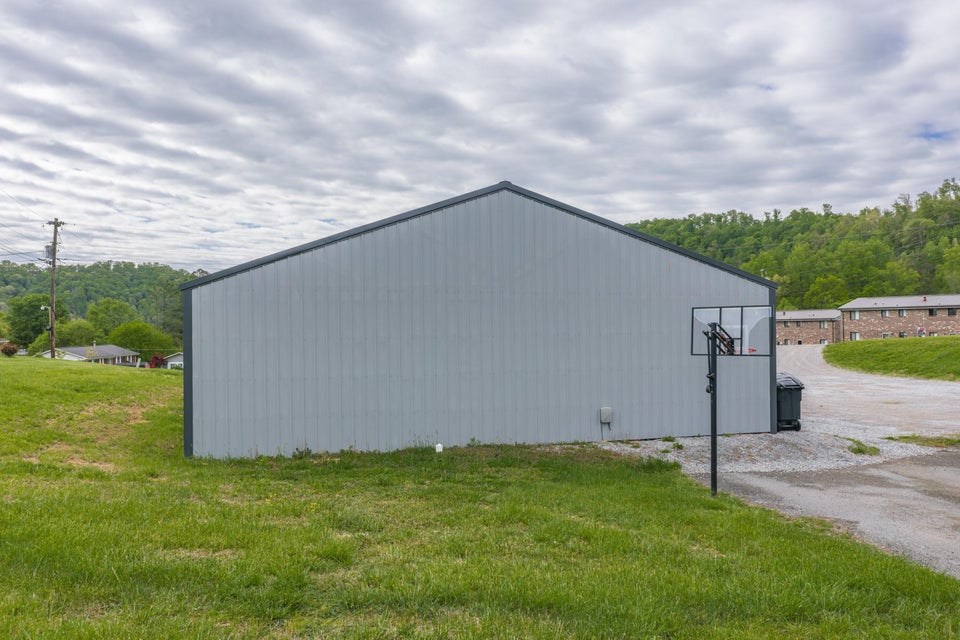 Photo #5: 240 Sterling Drive