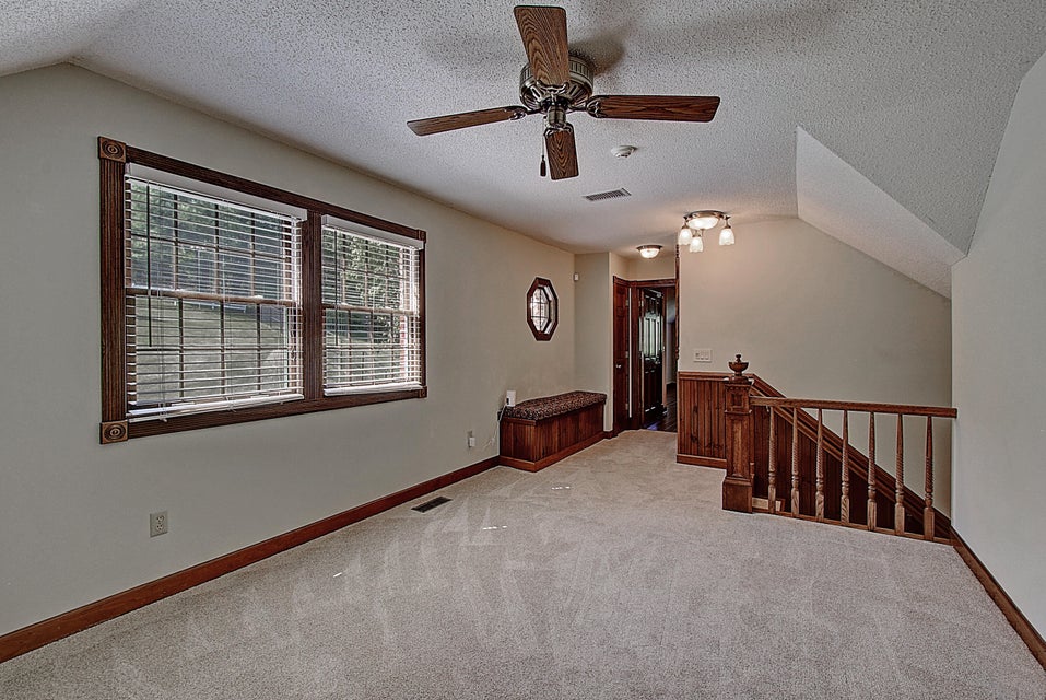 Photo #40: 310 Meadowview Lane 