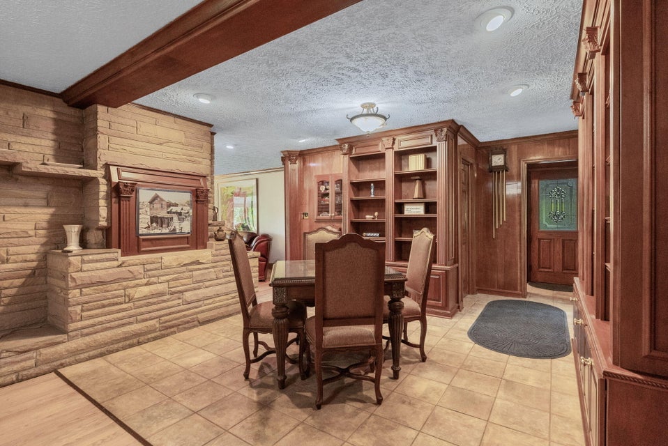Photo #29: 890 Edgewood Lane
