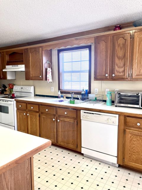 Photo #20: 6407 Yellow Poplar Street