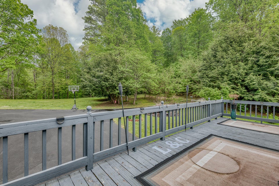 Photo #20: 202 Arrowhead Road