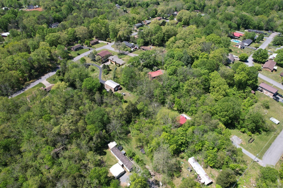 Photo #16: 165 Brookfield Lane