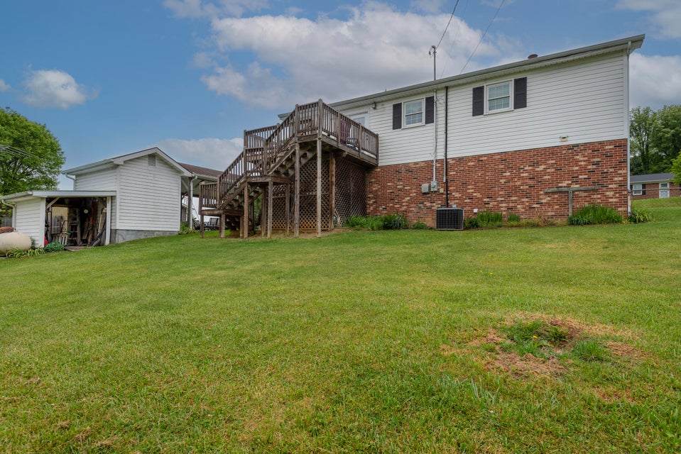 Photo #7: 1092 Hillview Drive