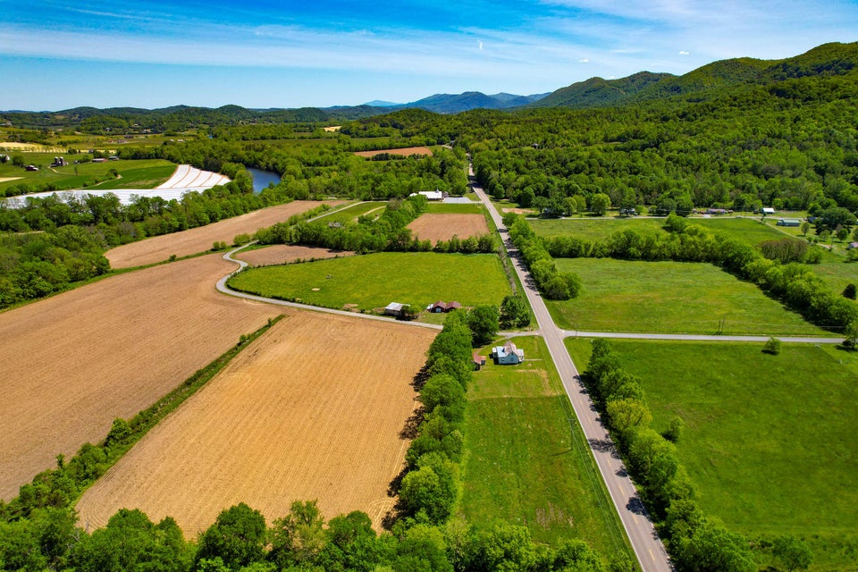 Photo #43: 204 Enon Church Rd Road