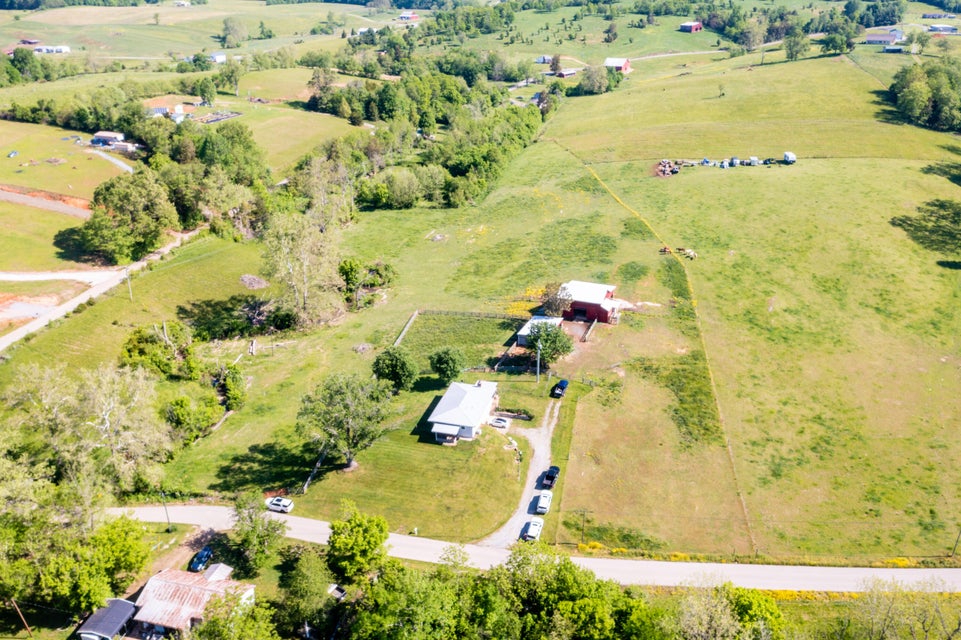 Photo #29: 115 Cockateil Road