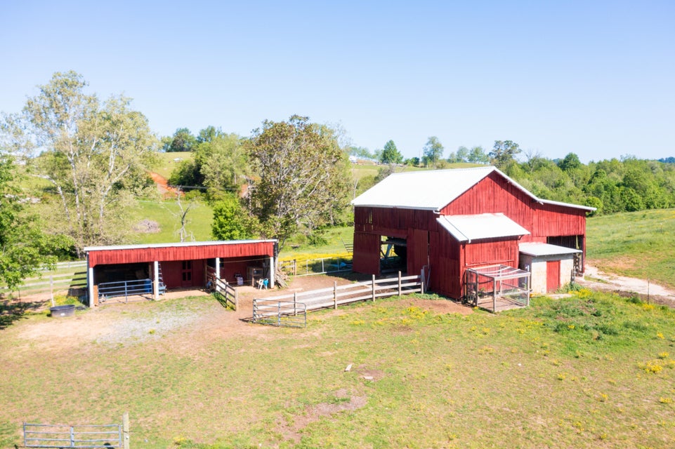 Photo #36: 115 Cockateil Road